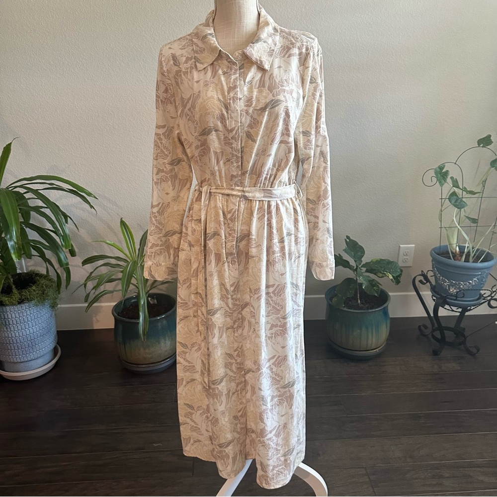 Lark + Grey || floral button down dress